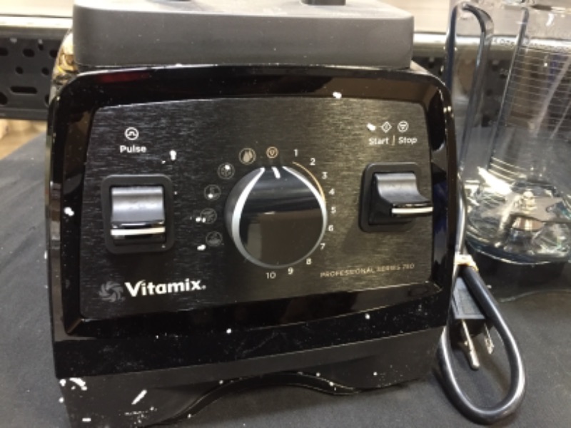 Photo 3 of Vitamix Explorian Blender, Professional-Grade, 64 oz. Low-Profile Container, Black