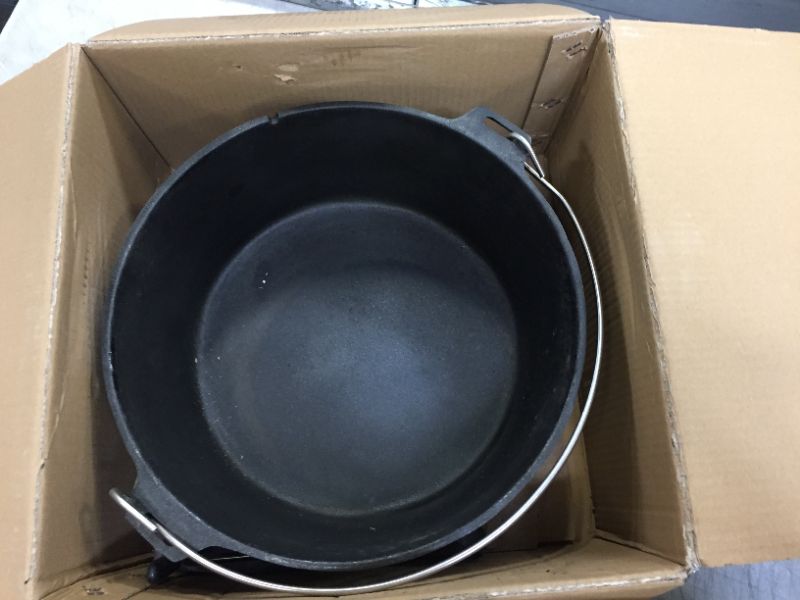 Photo 1 of Camp Chef 12-Quart Cast-Iron Deluxe Dutch Oven