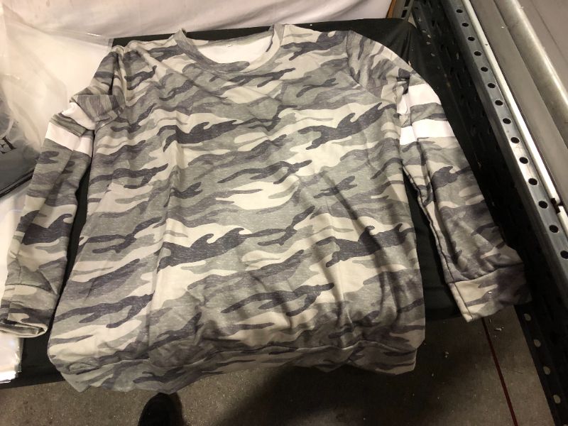 Photo 1 of generic long sleeve shirt L size 
