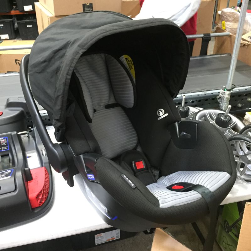 Photo 4 of Britax B-Agile And B-Safe 35 Dual Comfort Travel System - Gray/Black