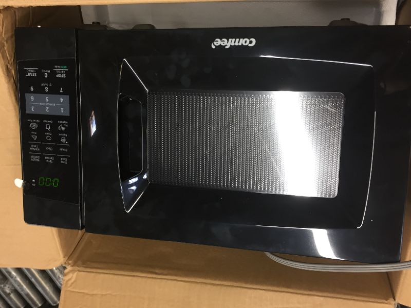 Photo 2 of BROKEN FACEPLATE, COMFEE' EM720CPL-PMB Countertop Microwave Oven with Sound On/Off, ECO Mode and Easy One-Touch Buttons, 0.7cu.ft, 700W, Black