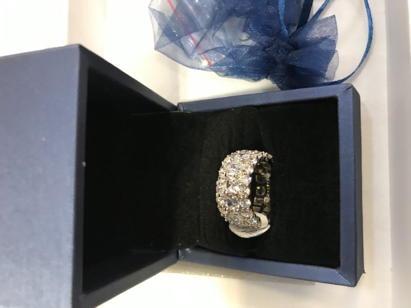 Photo 1 of diamond ring 