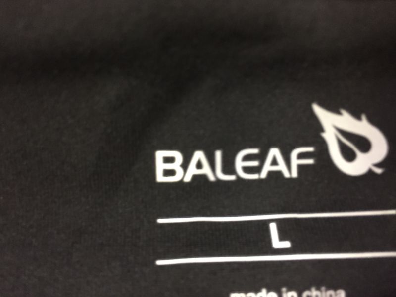 Photo 2 of baleaf womens leggings loose fit color black size large dirty from packaging