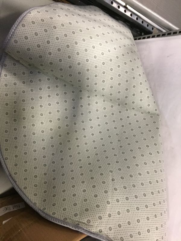 Photo 1 of 40" Circle Bathroom Mat
Color: Grey