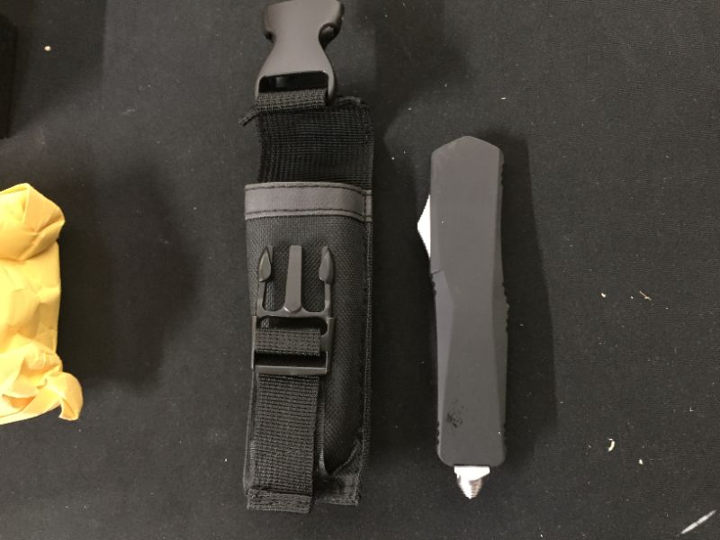 Photo 1 of 2 pack of switch blade pocket knives with holsters