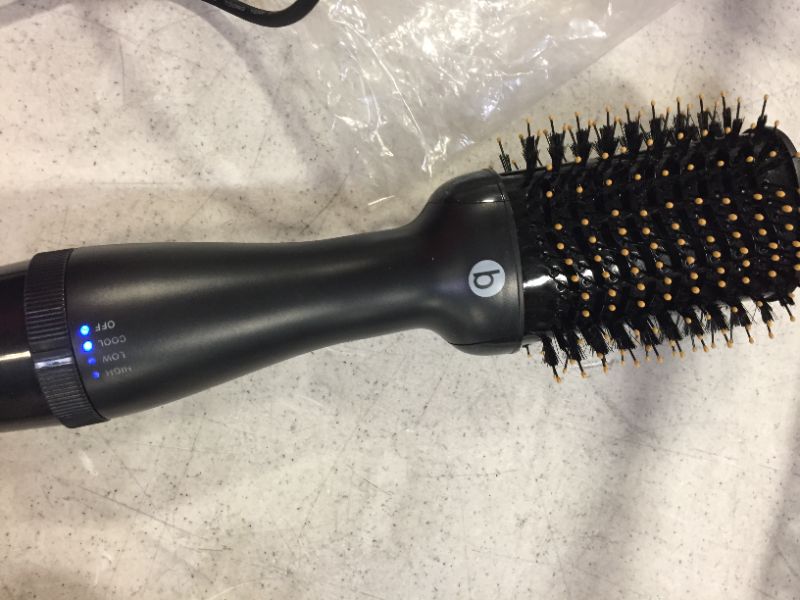 Photo 2 of hair dryer and volumizer 2 in 1 color black 