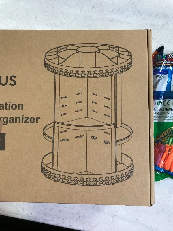 Photo 1 of 360 deg rotating cosmetic organizer