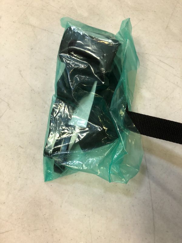 Photo 1 of Cosco Apt 50 Convertible Car Seat (Black Arrows)