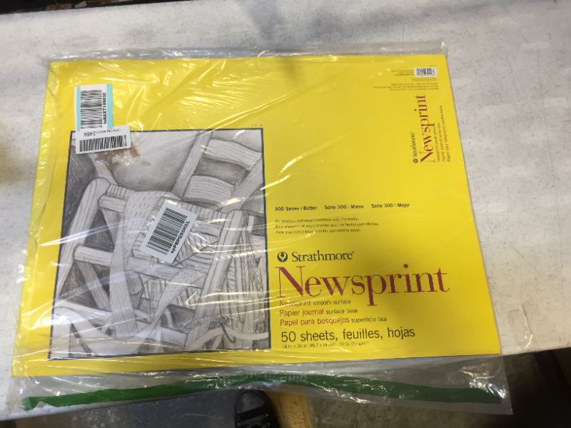 Photo 1 of Strathmore Smooth Newsprint Paper Pad 18"X24"-50 Sheets