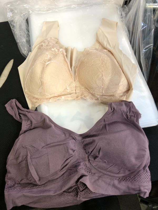 Photo 1 of 2PCK 2XL BRAS WOMENS NUDE & PURPLE