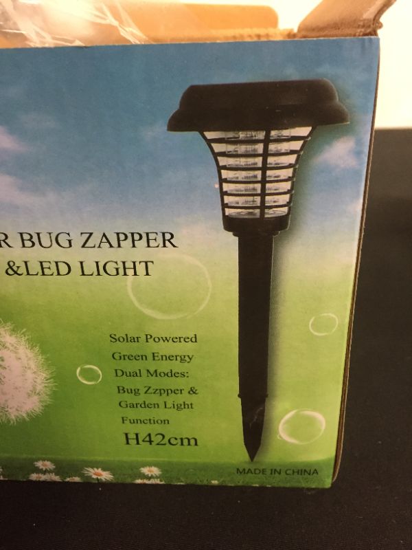 Photo 1 of  Solar Bug Zapper LED & UV Light 6 PACK 
