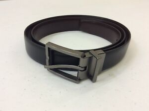 Photo 1 of Calvin Klein Men's Smooth Leather Reversible Feather-Edge Belt
size 40