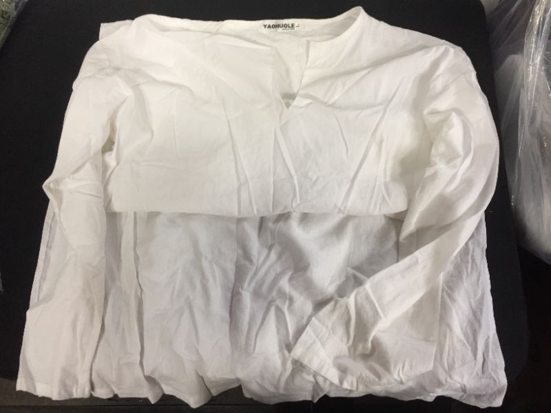 Photo 2 of YAOHUOLE Men's Kaftan Thobe V Neck Short Sleeve Side Split Long Gown Robe with Pockets White L

