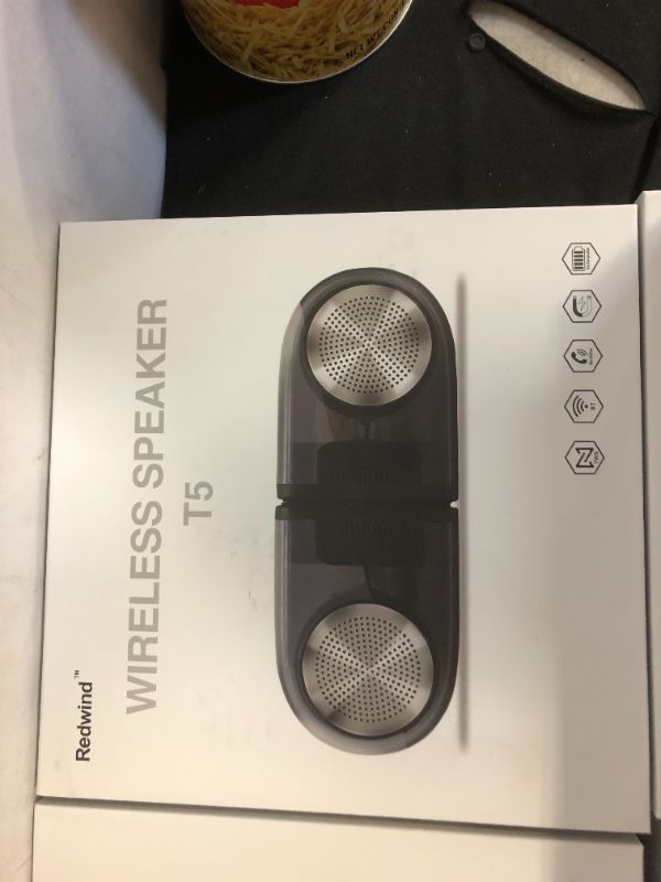 Photo 3 of Redwind wireless speaker T5
