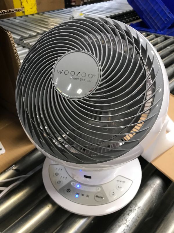 Photo 2 of IRIS USA, Inc. PCF-M15U Woozoo Oscillating Circulator Fan, White, 5.5"
