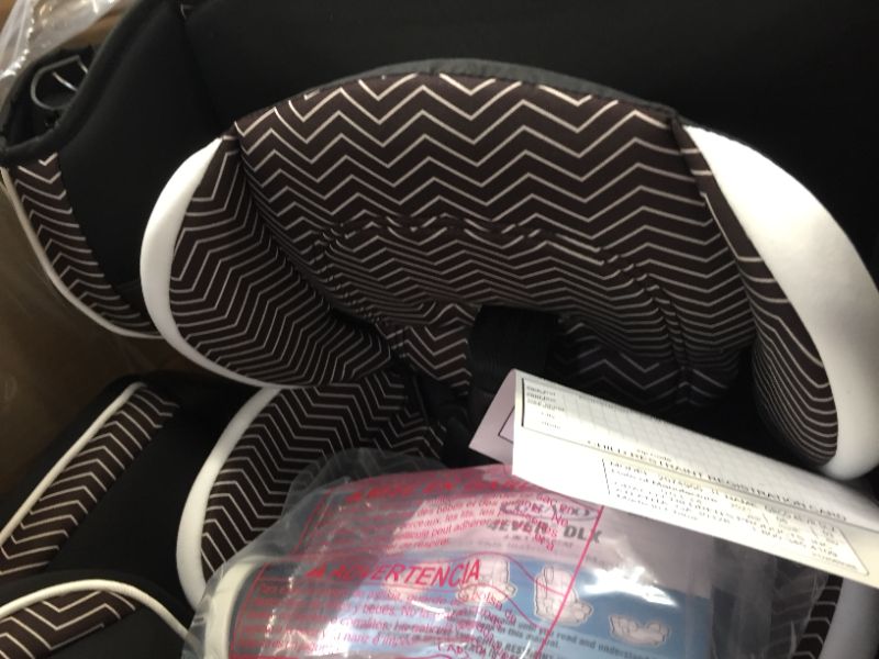 Photo 1 of Graco 4ever DLX 4-in-1 Convertible Car Seat - Zagg