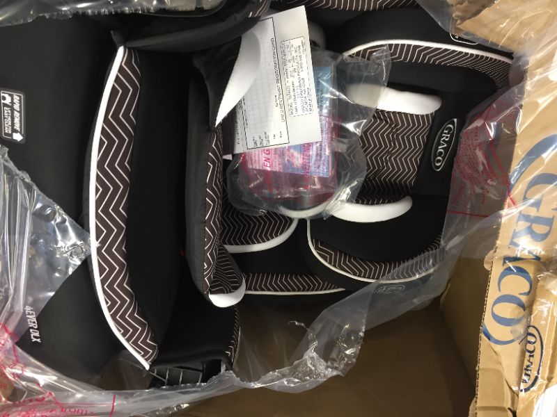 Photo 1 of Graco 4ever DLX 4-in-1 Convertible Car Seat - Zagg
