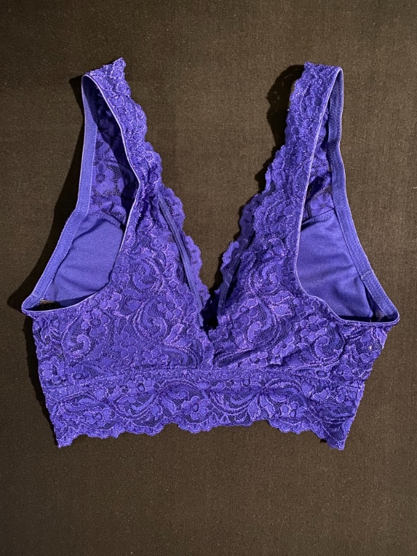 Photo 2 of Smart & Sexy Women's Signature Lace Deep V Bralette (Small-Indigo)