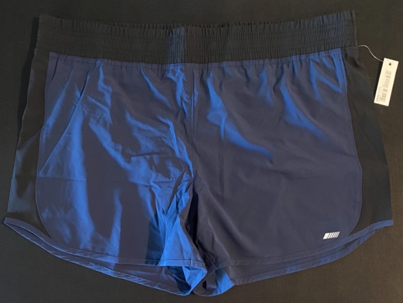 Photo 1 of Amazon Essentials Women's 4" Stretch Woven Running Short (LARGE)
