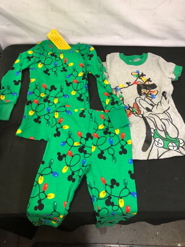 Photo 2 of Spotted Zebra Kids' Disney Star Wars Marvel Snug-Fit Cotton Pajamas Sleepwear Sets
SIZE XS