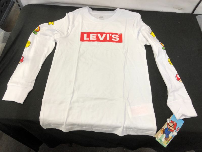 Photo 2 of BIG BOYS MEDIUM LEVIS AND SUPER MARIO BOX TAB LONG SLEEVE T SHIRT