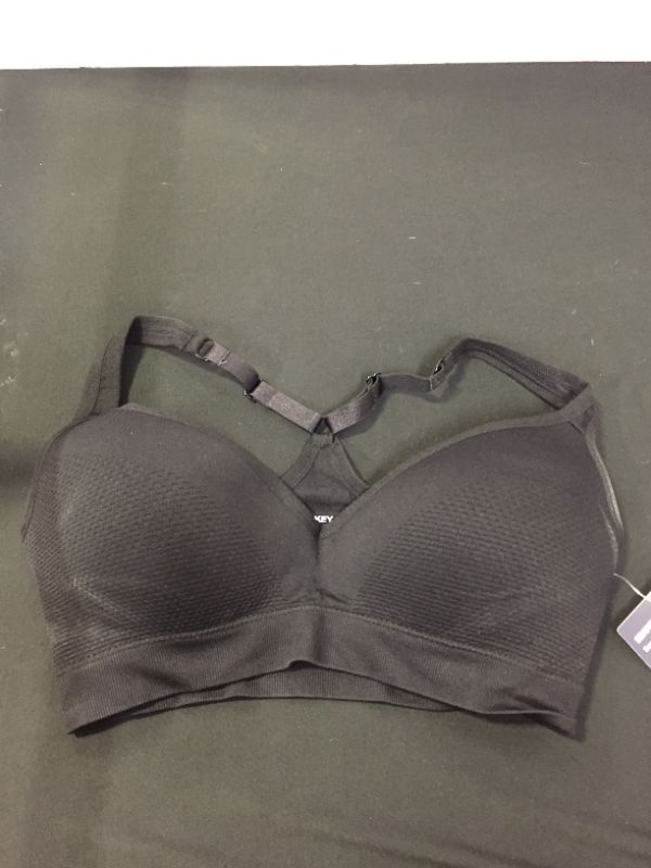 Photo 2 of Jockey Women's Molded Cup Seamless Bra SIZE MEDIUM (STAINS ON ITEM FROM PRIOR USE)