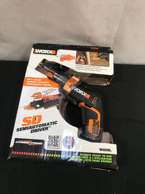 Photo 4 of Worx WX255L 4V Cordless Lithium-Ion SD Semi-Automatic 1/4 in. Screwdriver with Screw Holder
