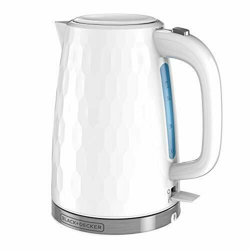 Photo 1 of Black And Decker 1.7 Liter Rapid Boil Electric Cordless Kettle White (KE1560W)
