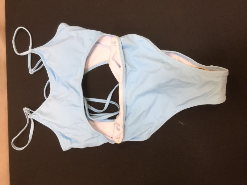 Photo 1 of 1 Piece Women's Swimsuits Small 