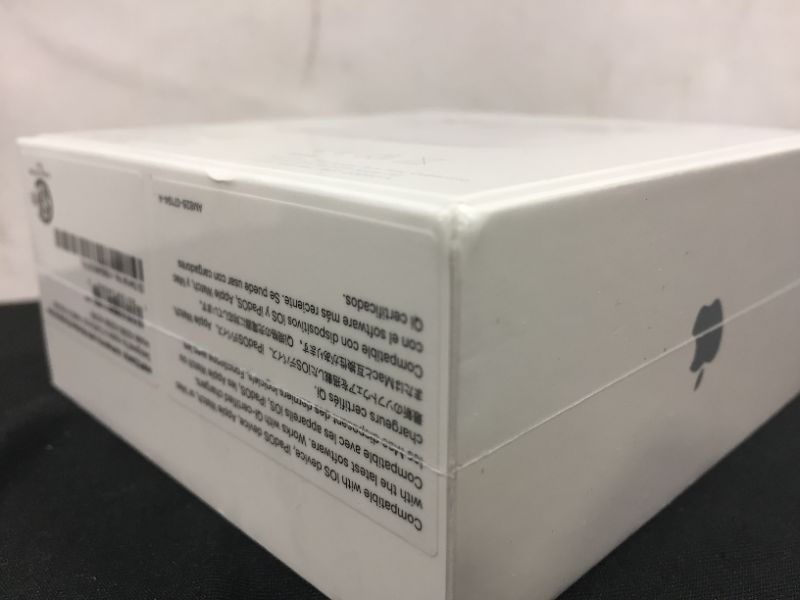 Photo 2 of Apple AirPods Pro ***sealed factory***