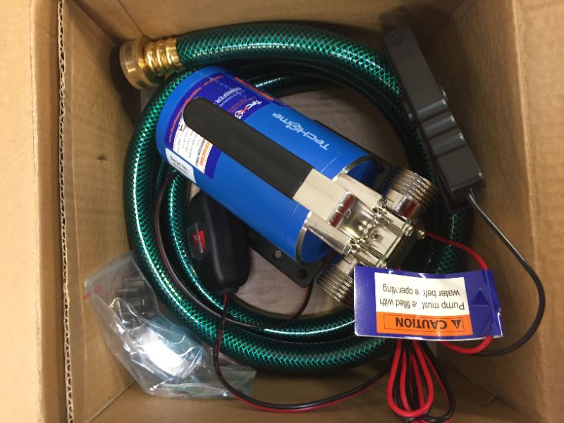 Photo 2 of 12Volts 330GPH portable transfer pump model TH301