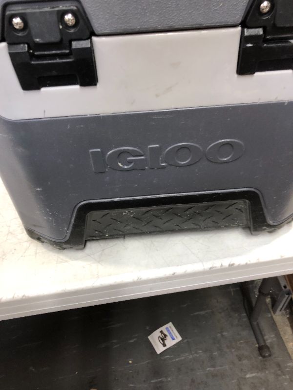 Photo 1 of Igloo BMX 25qt Cooler - Gray