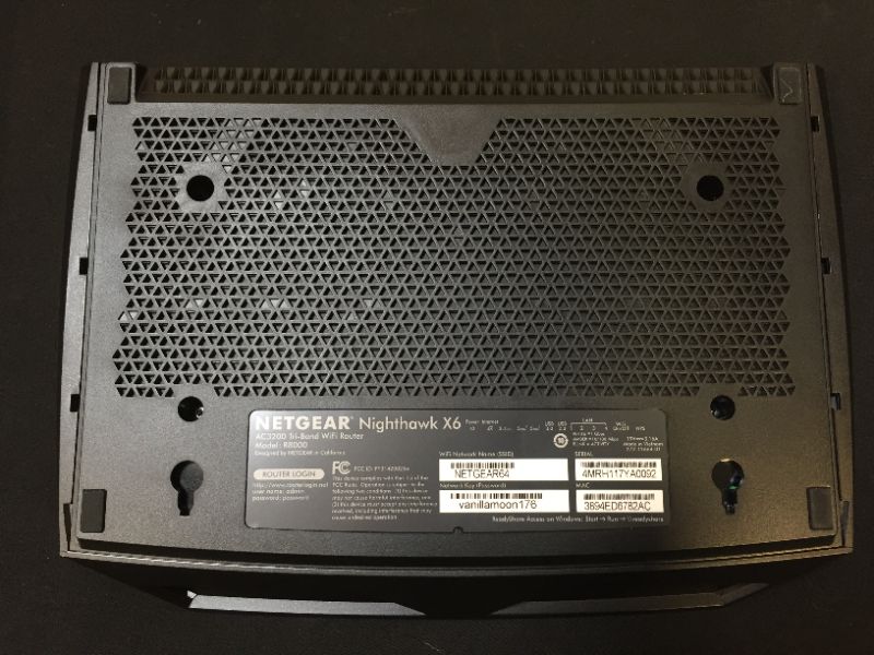 Photo 5 of NETGEAR Nighthawk X6 AC3200 Tri-Band WiFi Router - R8000
