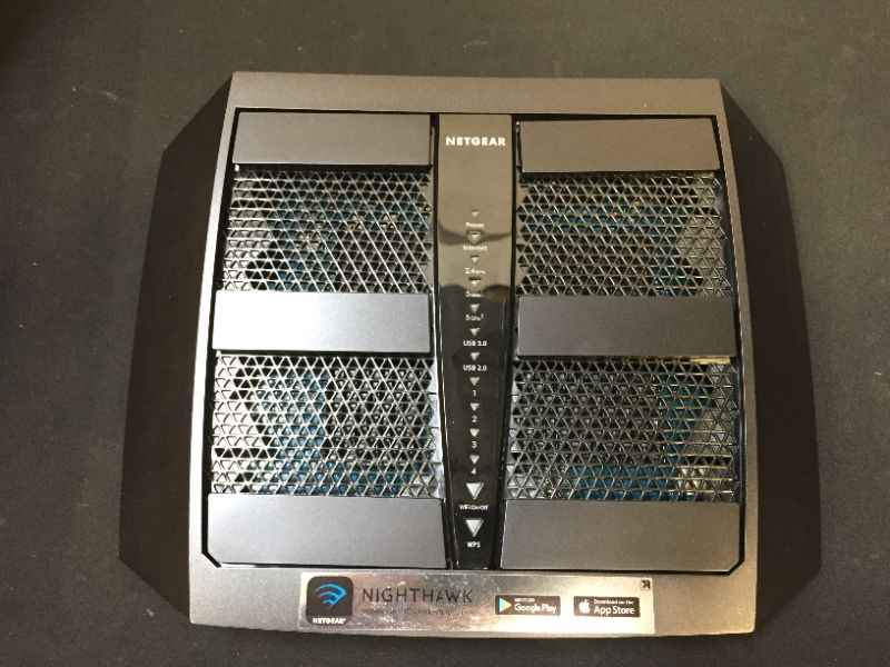 Photo 4 of NETGEAR Nighthawk X6 AC3200 Tri-Band WiFi Router - R8000
