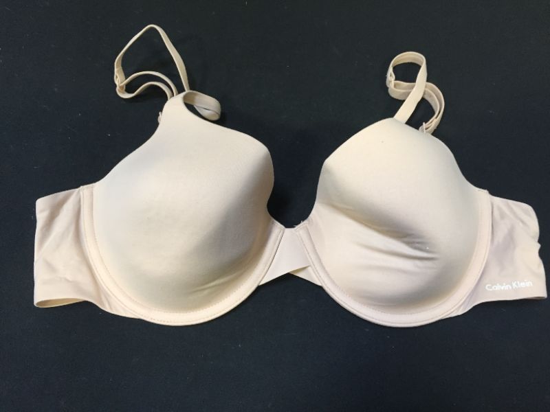 Photo 2 of Calvin Klein Women's Perfectly Fit Lightly Lined Memory Touch T-Shirt Bra
Size: 36B