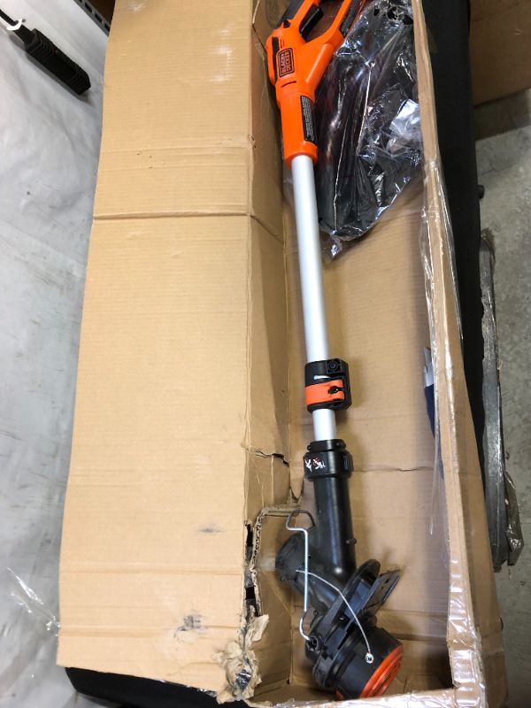 Photo 2 of BLACK+DECKER (LST136) 40V Max String Trimmer / Edger, 13-Inch