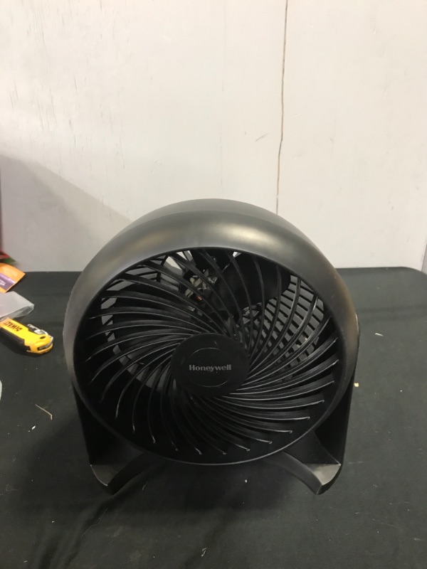 Photo 2 of ----Sell For Parts----Honeywell HT-900 TurboForce Air Circulator Fan Black, Small
