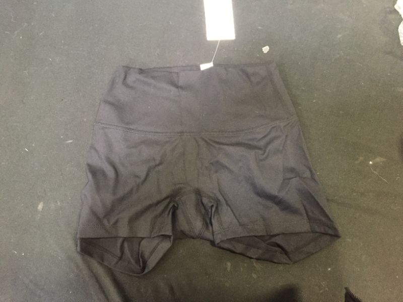 Photo 2 of WOMEN'S SMALL YOGA SHORTS