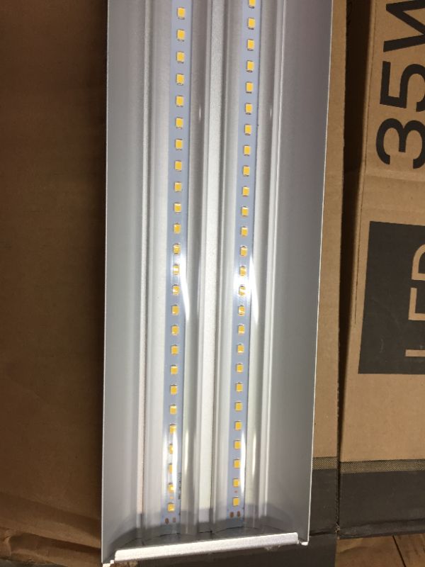 Photo 2 of 4 ft. 35-Watt (100-Watt Equivalent) Integrated LED Aluminum Shop Light 4000K Clear Cover (4-Pack)
