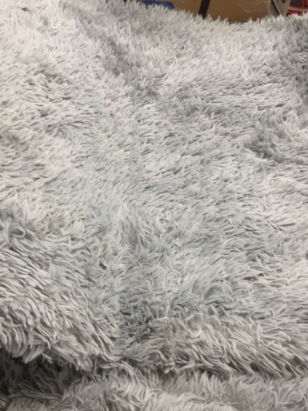 Photo 2 of 6'X9' SHAG RUG GREY