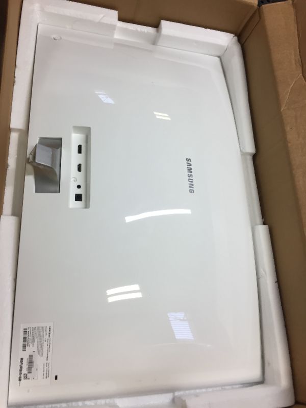 Photo 1 of Samsung CF39 Series C32F397FWN 32 inch Widescreen TFT Monitor, MISSING BASE 

