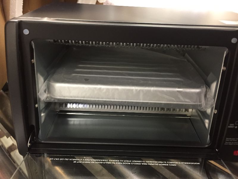 Photo 3 of Betty Crocker BC-1664CB Toaster Oven, 0.9 L, Black
