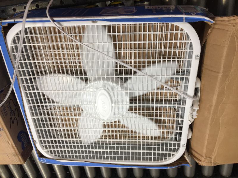 Photo 2 of 20 in. Air Circulating Box Fan with 3 Speeds