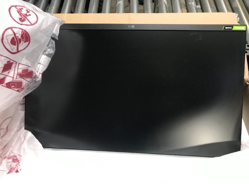 Photo 5 of LG QHD Monitor 27" Ultragear LED (2560 x 1440) IPS Display