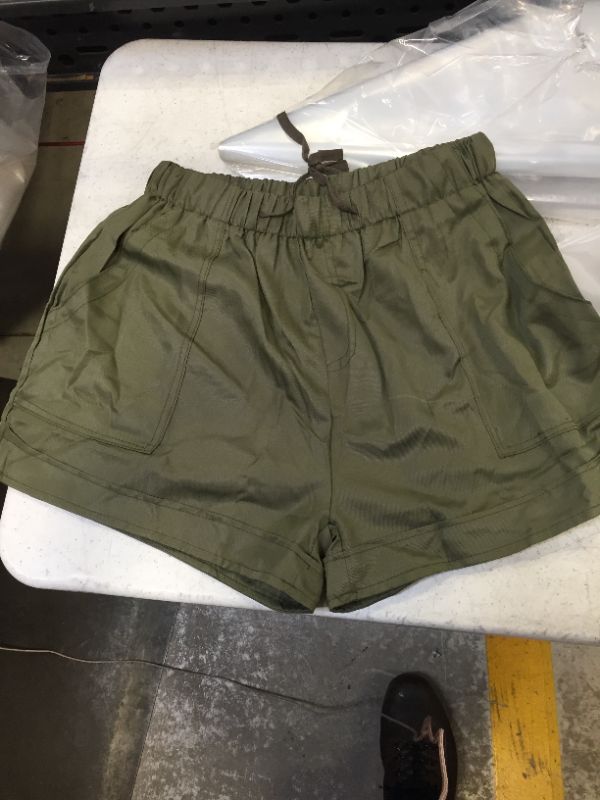 Photo 1 of Generic women's large shorts