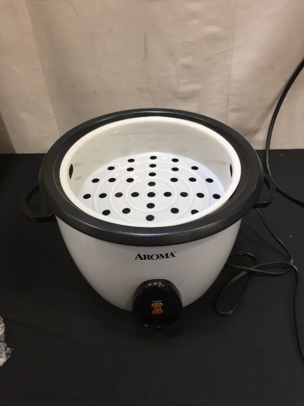 Photo 2 of Aroma 16-Cup Pot-Style Rice Cooker & Food Steamer, White