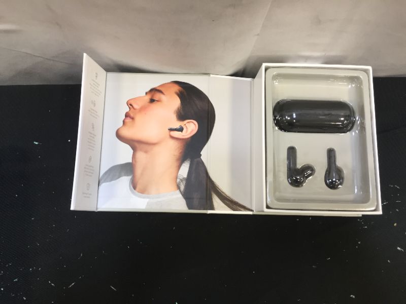 Photo 3 of heyday™ True Wireless Earbuds
