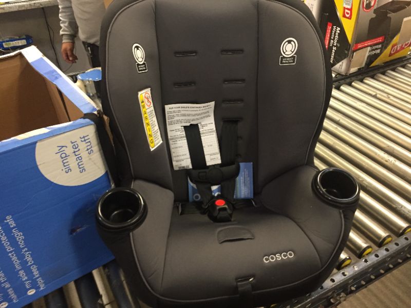 Photo 1 of Cosco Apt 50 Convertible Car Seat (Black Arrows)