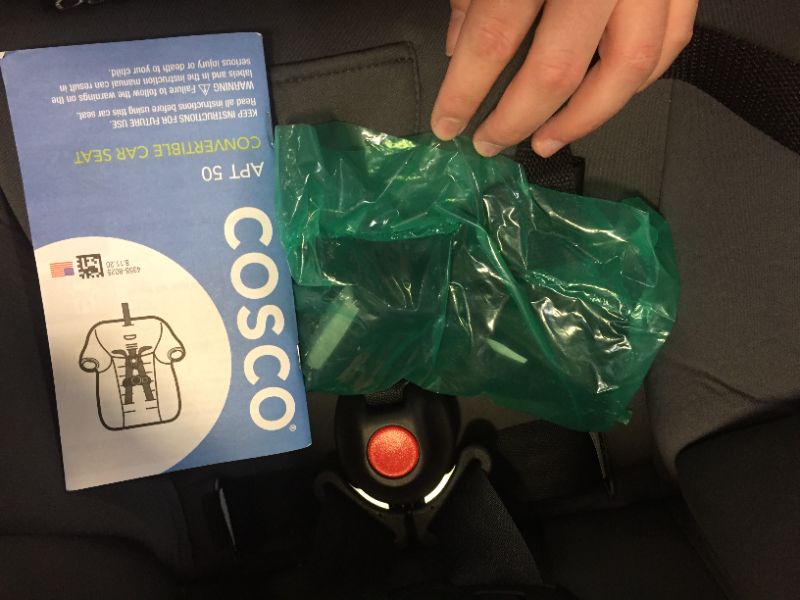 Photo 2 of Cosco Apt 50 Convertible Car Seat (Black Arrows)