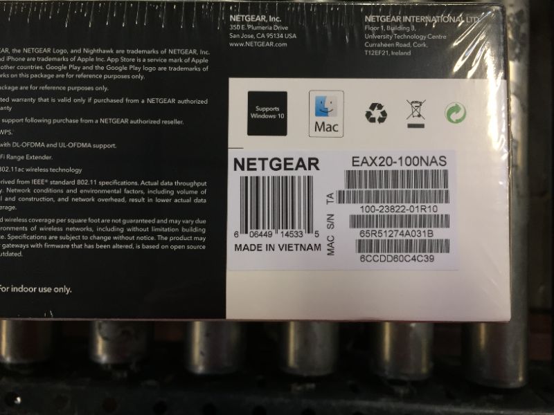 Photo 2 of NETGEAR - EAX20 AX1800 Wi-Fi 6 Mesh Desktop Range Extender and Signal Booster

